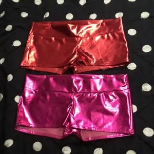 Sm/xs    shiny yoga shorts